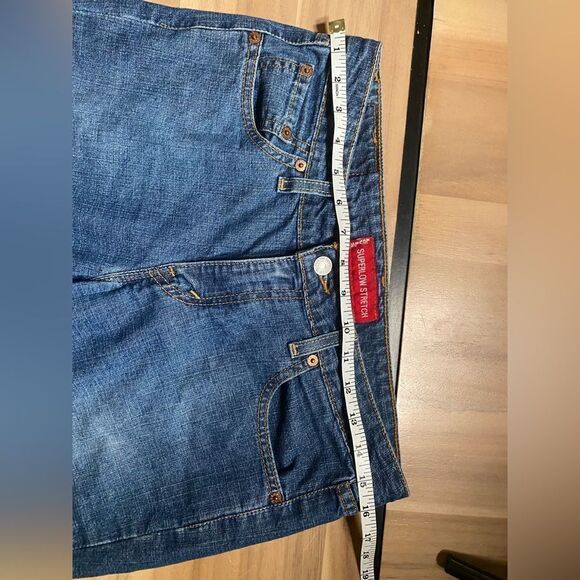 Levi’s‎ - Picture 3 of 5